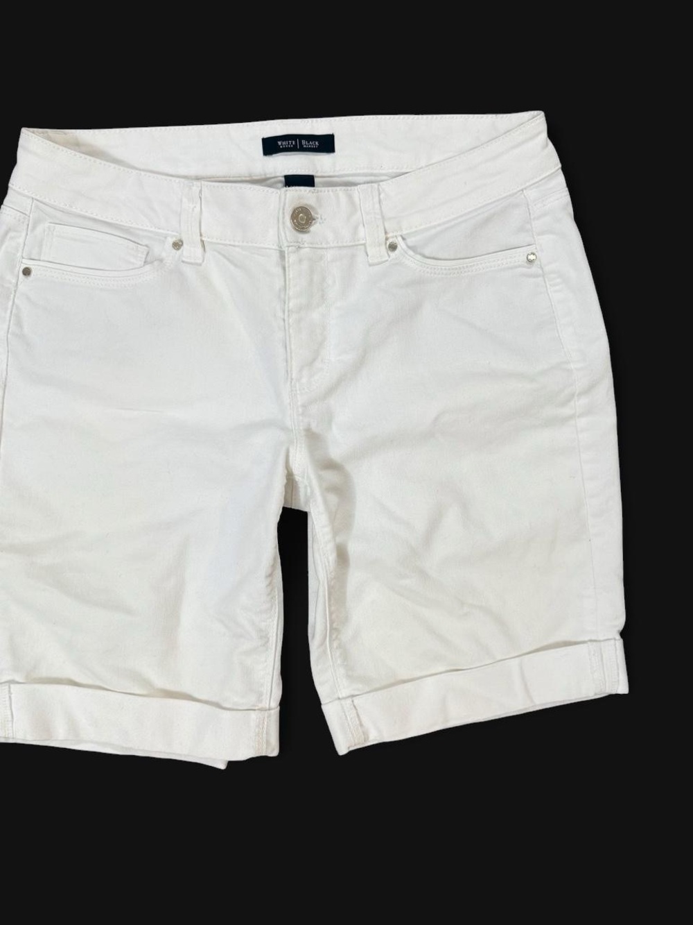 White House Black Market White Bermuda Shorts Women’s Size 6